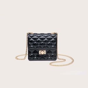 Mini chain crossbody bag